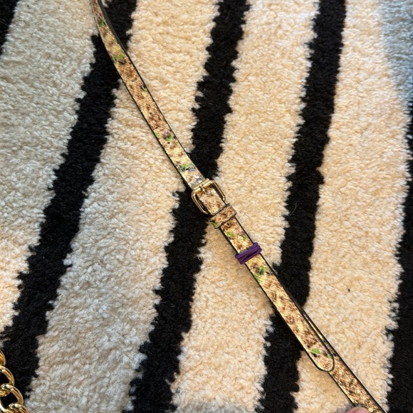 Aldo Crossbody Leather Snake Skin Purse - Picture 7 of 14